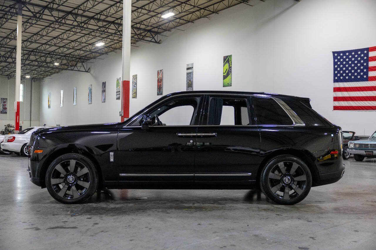 Used 2020 Rolls-Royce Cullinan AWD/4WD image 3