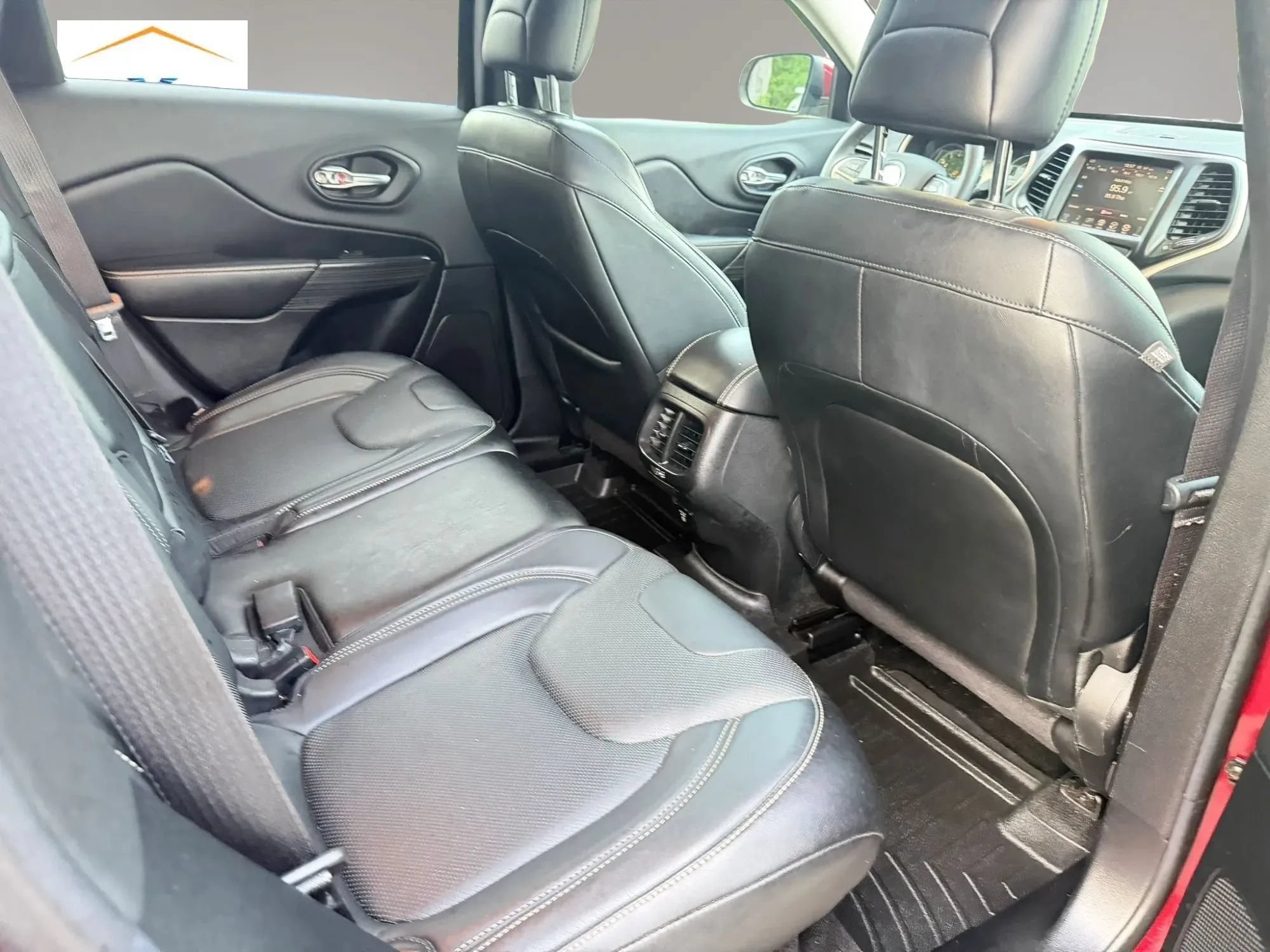 Used 2014 Jeep Cherokee Limited w/ Technology Group FWD image 18