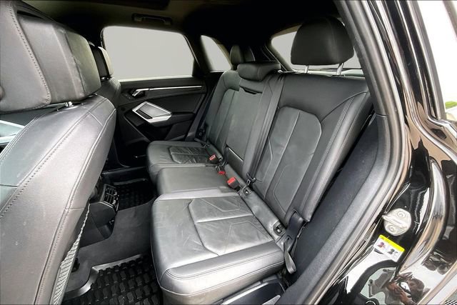 Used 2023 Audi Q3 2.0T Premium Plus w/ Premium Plus Package AWD/4WD image 28
