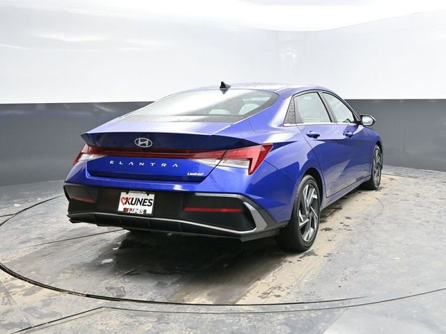 Used 2025 Hyundai Elantra Limited FWD image 8
