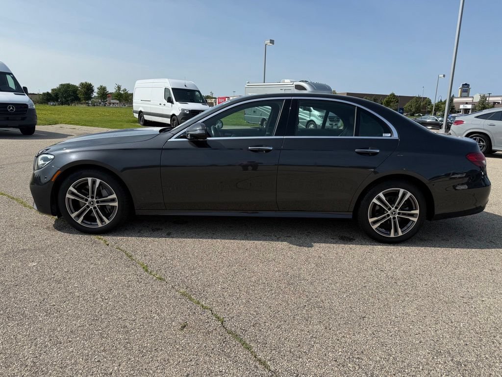 Used 2023 Mercedes-Benz E 350 4MATIC Sedan w/ Premium Package image 2