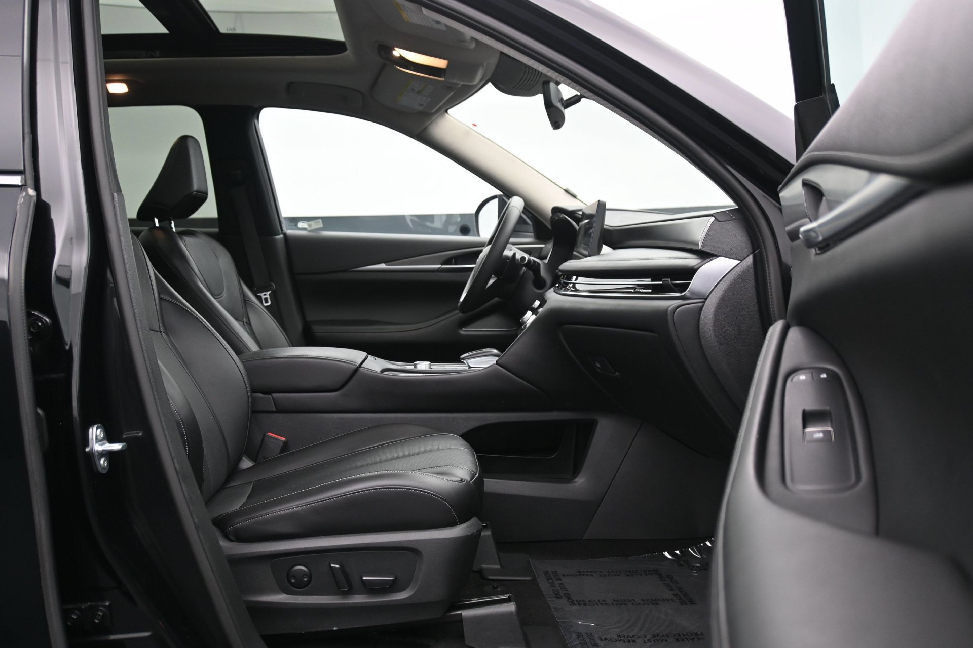 Used 2024 INFINITI QX60 Luxe AWD/4WD image 13