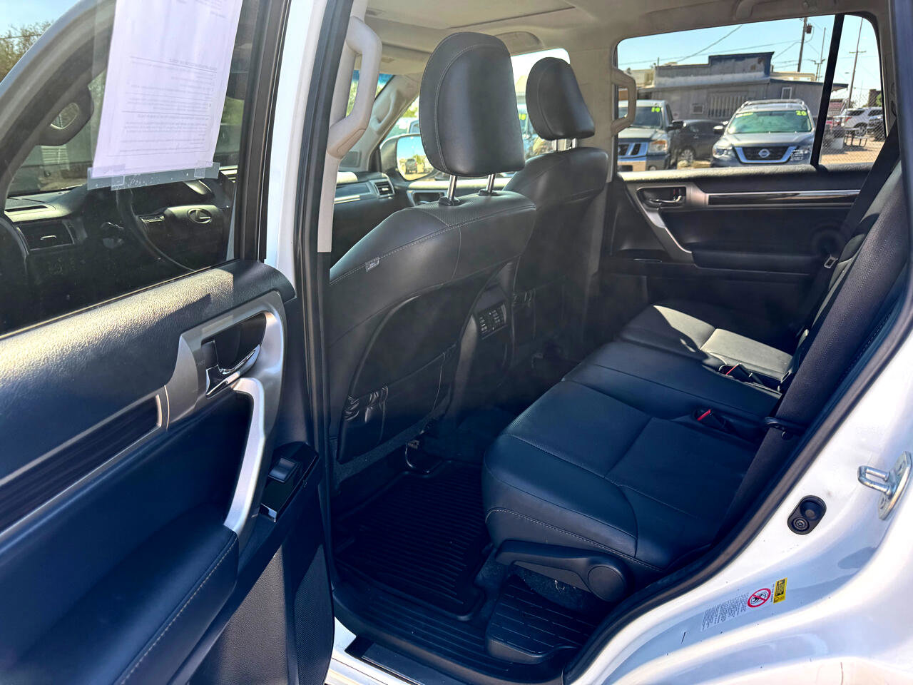 Used 2017 Lexus GX 460 image 23