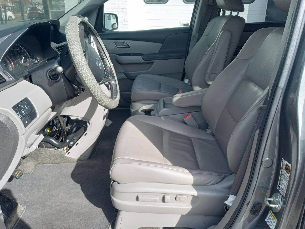 Used 2011 Honda Odyssey EX-L image 10