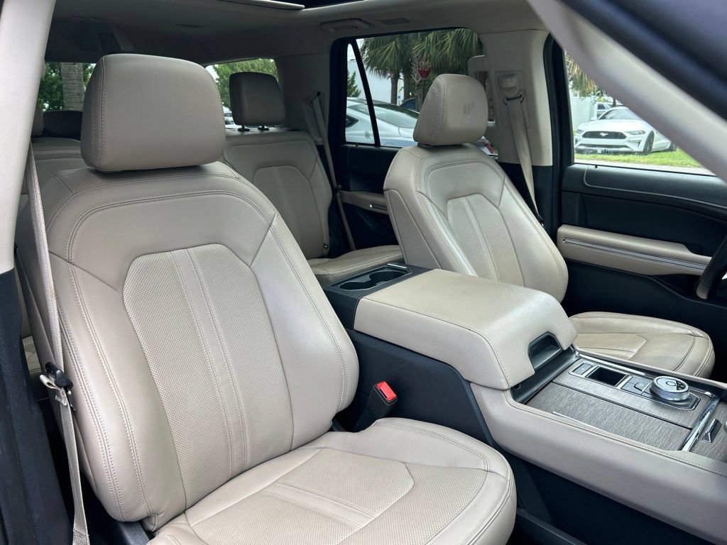 Used 2024 Ford Expedition Limited RWD image 44