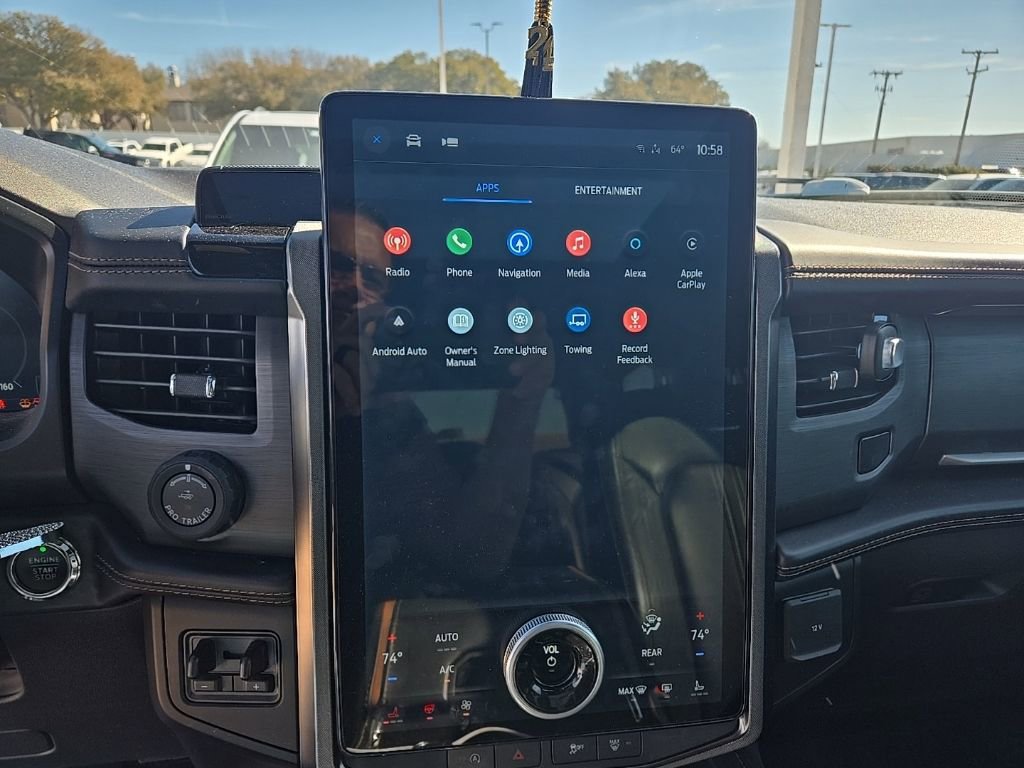 Used 2023 Ford Expedition Platinum image 4