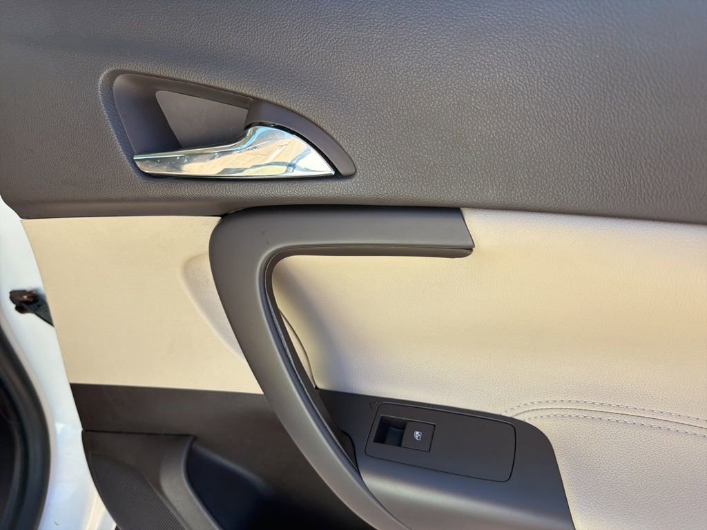 Used 2011 Buick Regal CXL w/ RL2 Preferred Equipment Group image 28