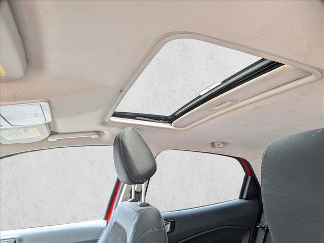 Used 2020 Ford EcoSport SE FWD image 14
