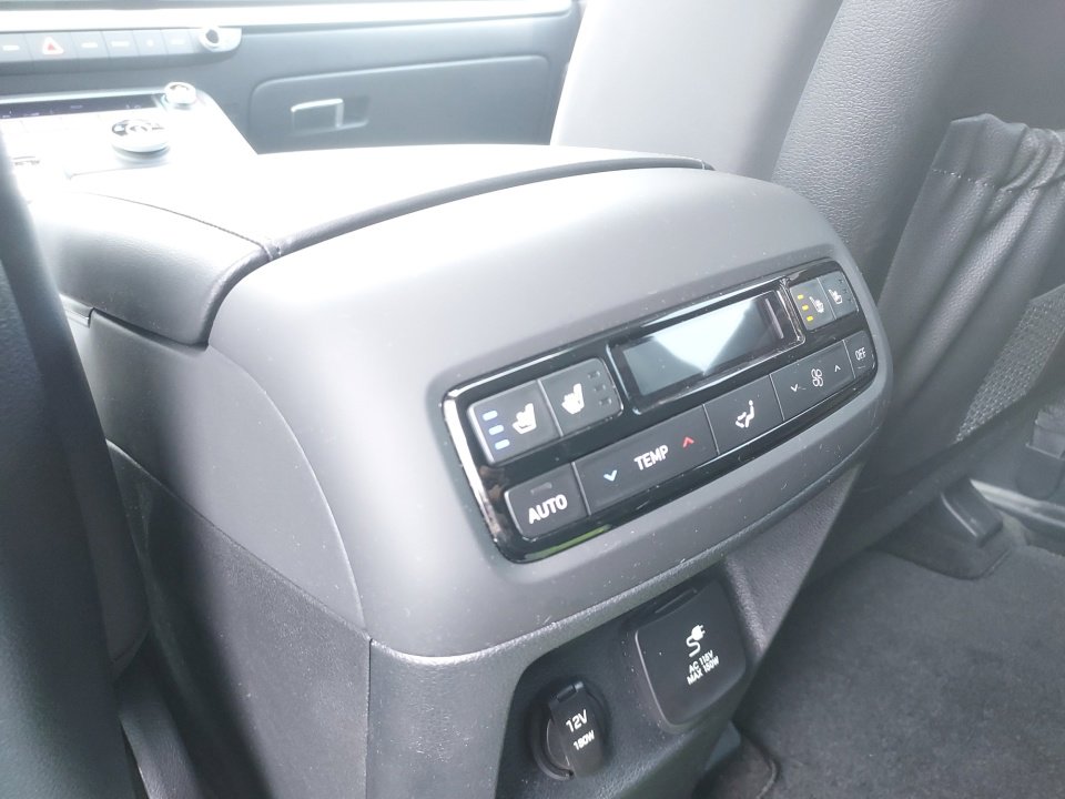 Certified 2025 Hyundai Palisade SEL image 15