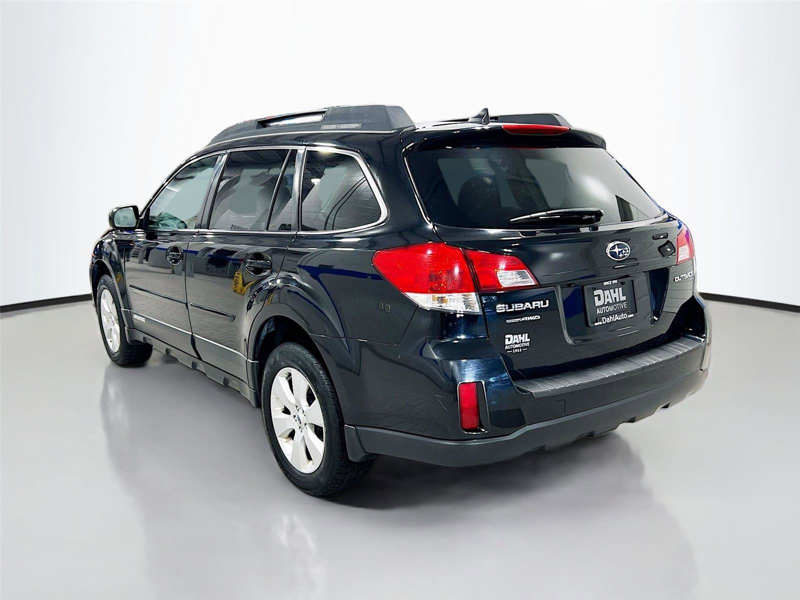 Used 2012 Subaru Outback 2.5i Limited w/ Moonroof Pkg image 5
