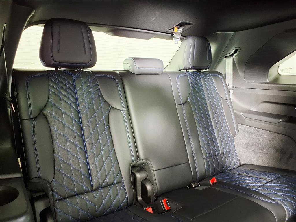 Certified 2026 Cadillac Escalade IQ Luxury 1 image 13