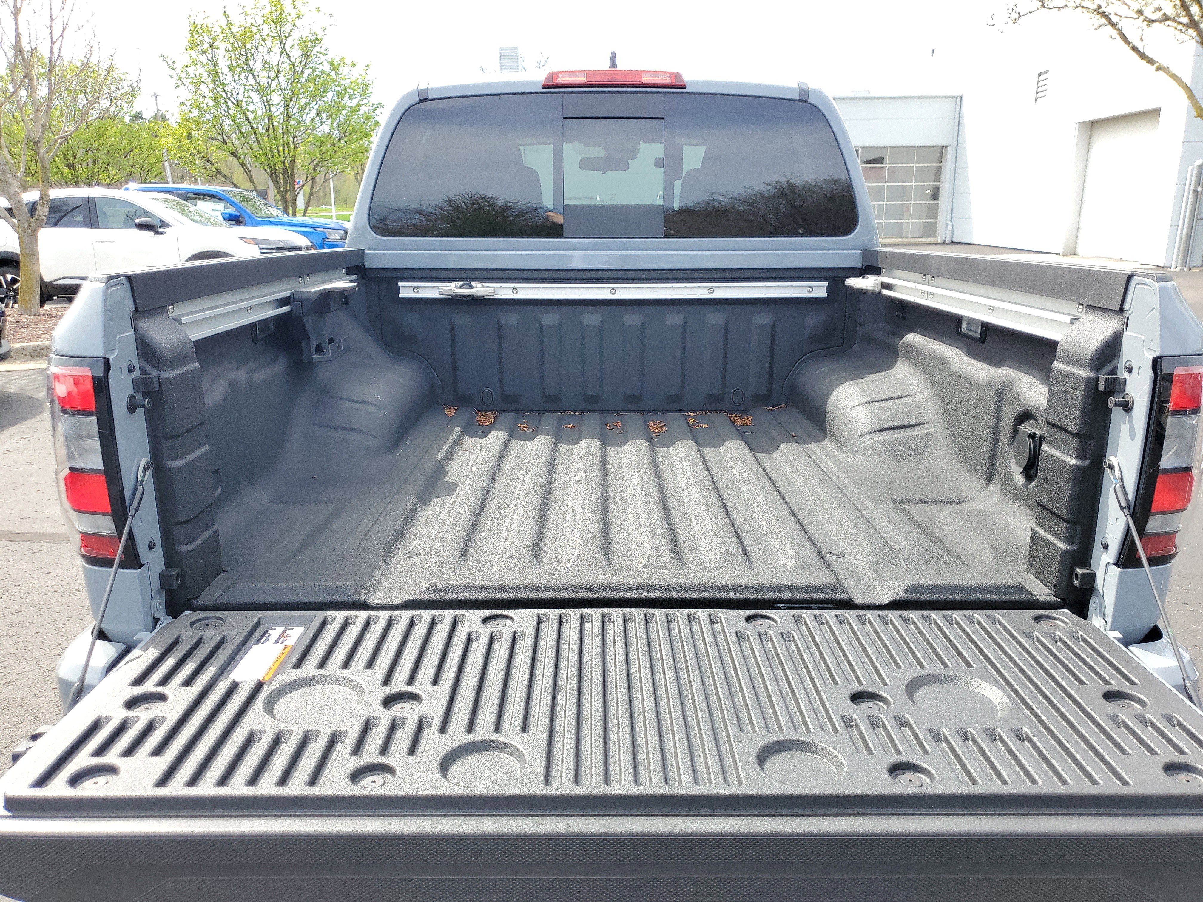 New 2026 Nissan Frontier PRO-4X w/ Pro-4x Convenience Package AWD/4WD image 30