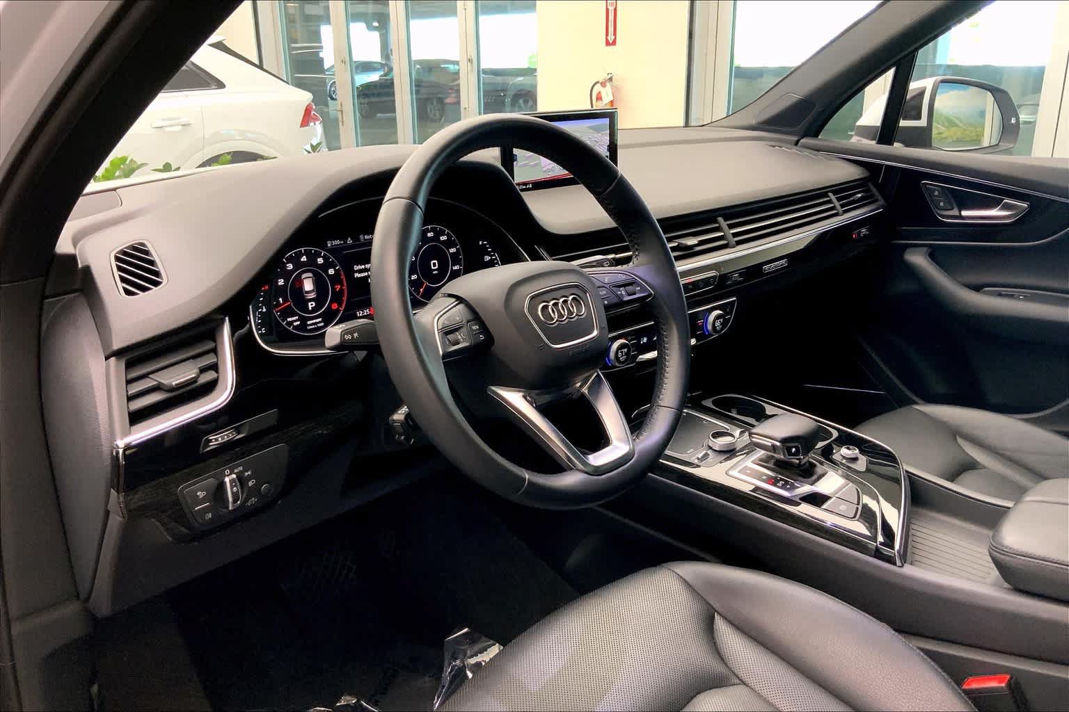Used 2019 Audi Q7 3.0T Premium Plus w/ Premium Plus Package AWD/4WD image 17
