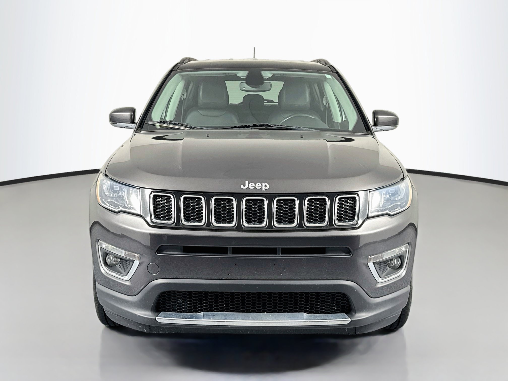 Used 2019 Jeep Compass Limited AWD/4WD image 2