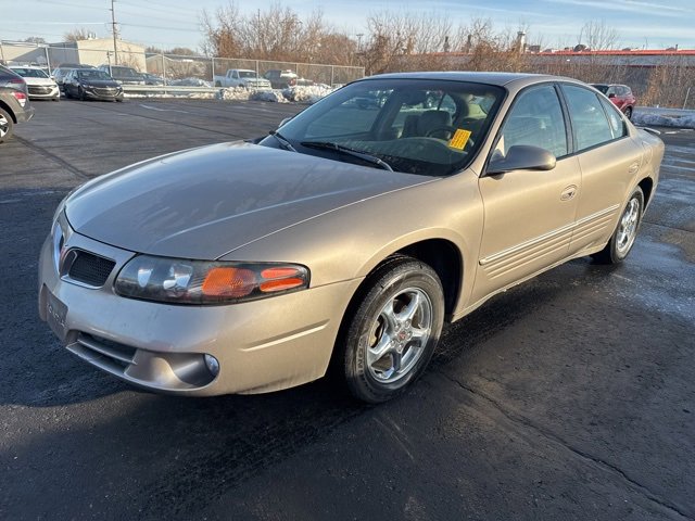Used 2004 Pontiac Bonneville SE w/ 1SC Preferred Equipment Group image 2