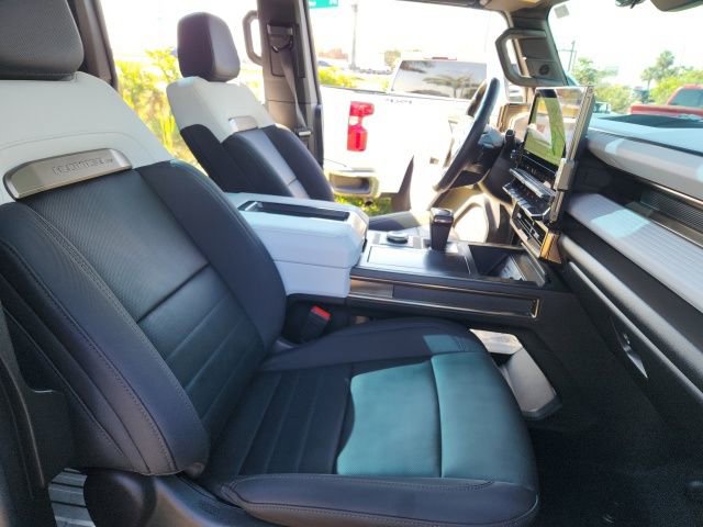 Used 2024 GMC Hummer EV 3X image 23