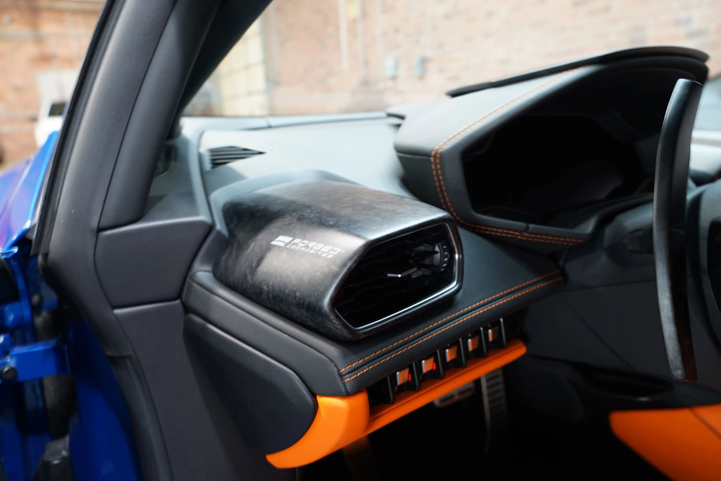 Used 2020 Lamborghini Huracan EVO image 46