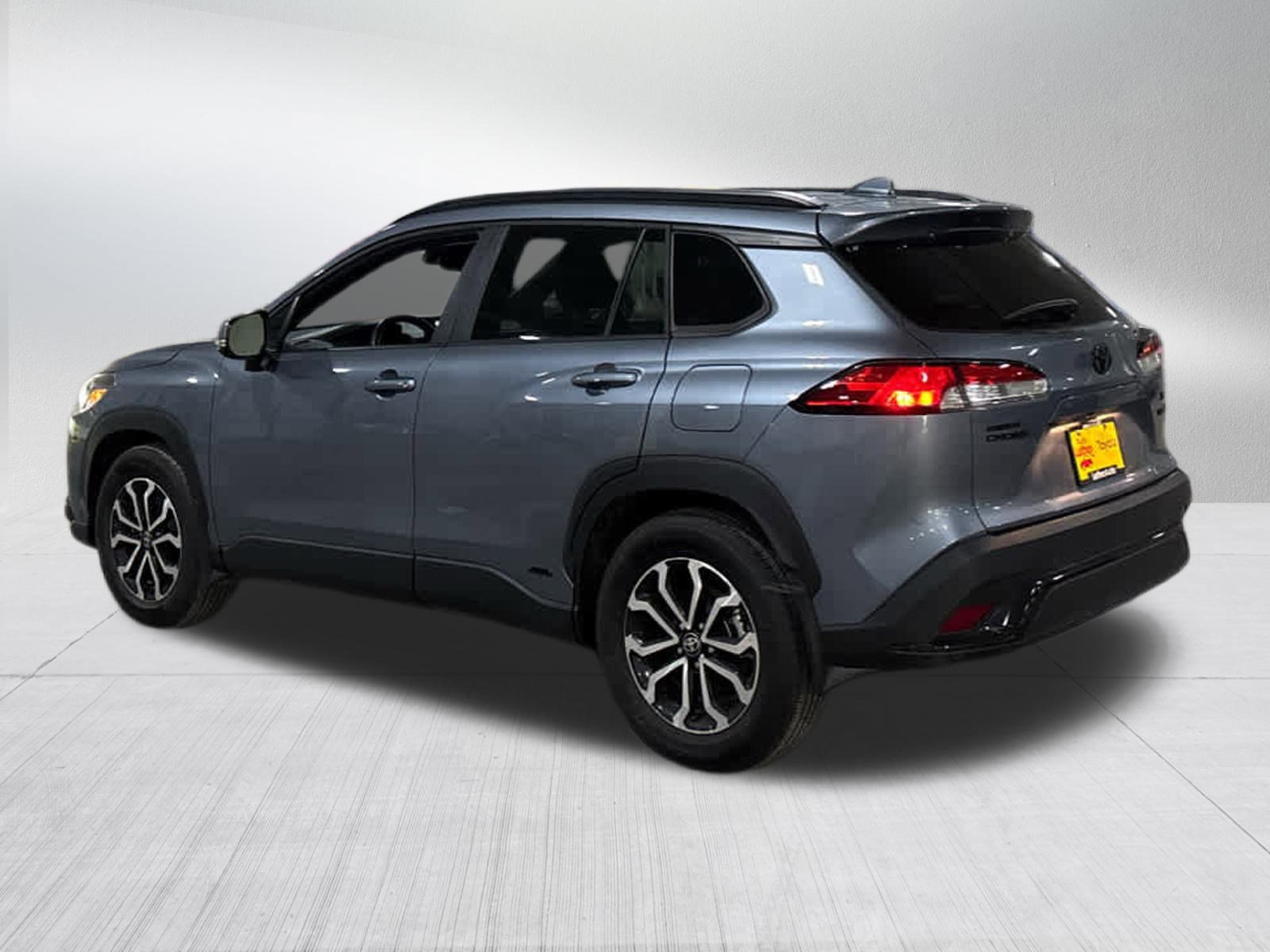 Certified 2024 Toyota Corolla Cross SE image 4