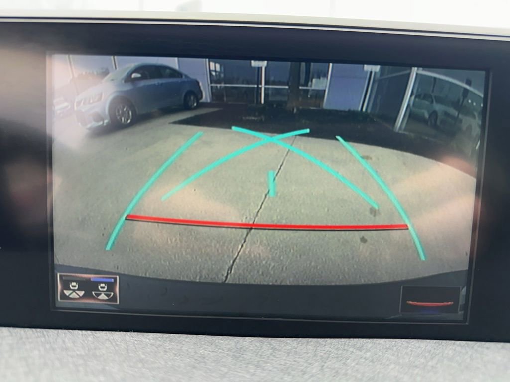 Used 2020 Lexus UX 250h w/ Premium Package image 24