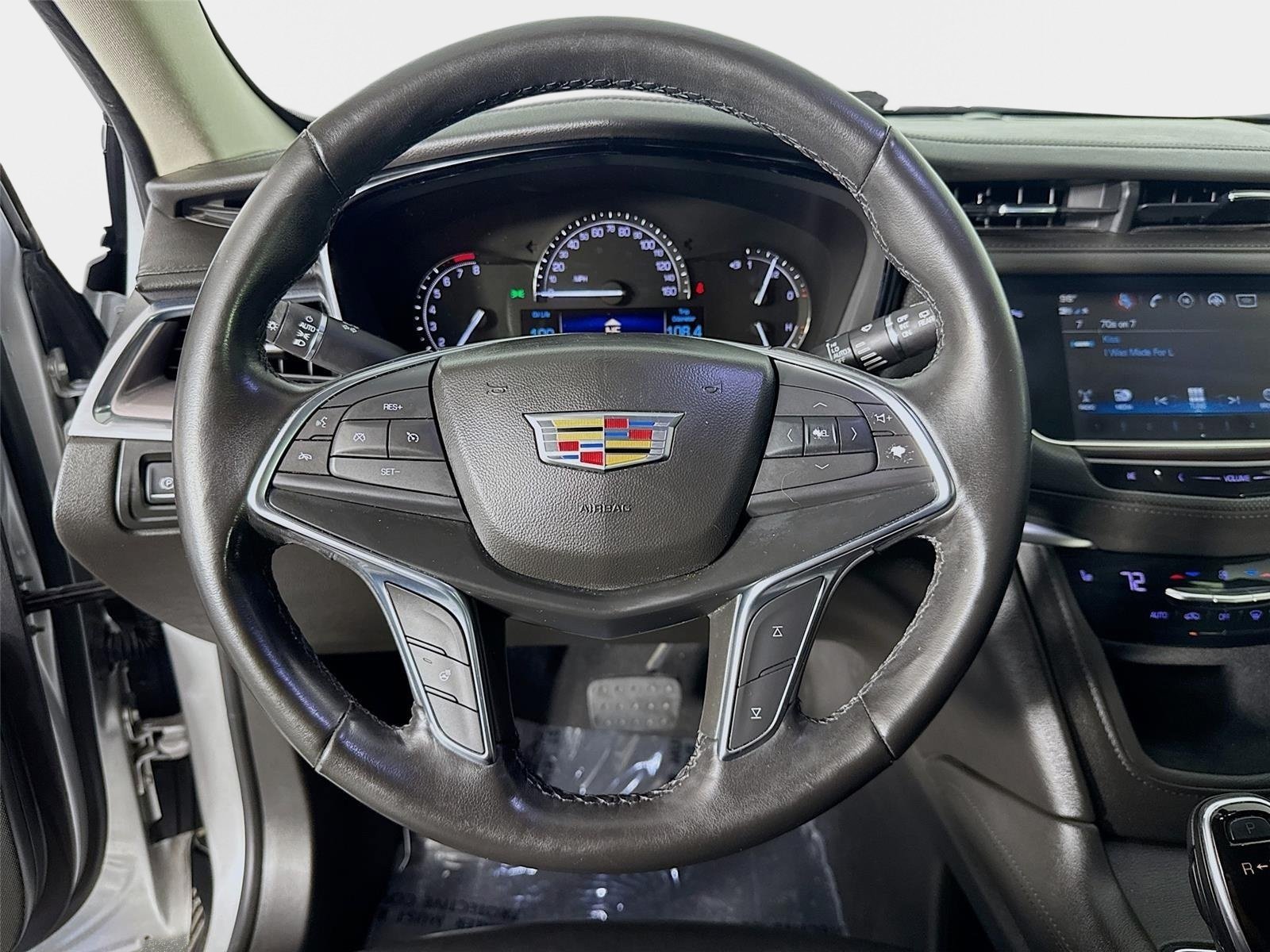 Used 2018 Cadillac XT5 Luxury AWD/4WD image 12