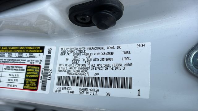 Used 2025 Toyota Sequoia Limited w/ Tow Technology Package image 38