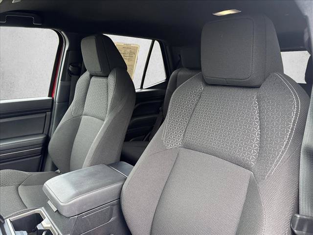 Certified 2025 Toyota 4Runner SR5 AWD/4WD image 16