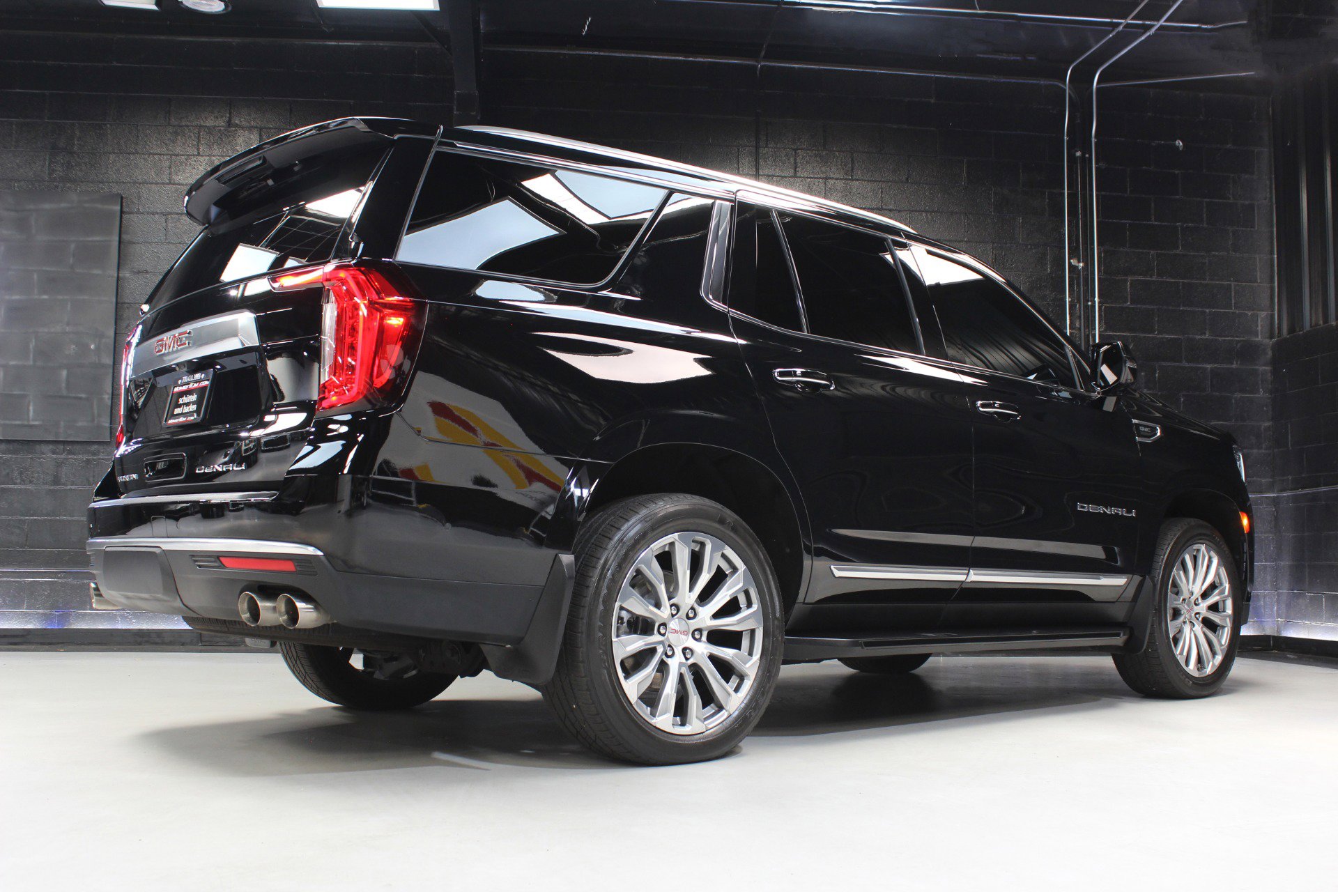 Used 2023 GMC Yukon Denali w/ Advanced Technology Package image 75