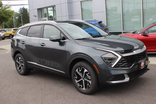 Used 2025 Kia Sportage EX