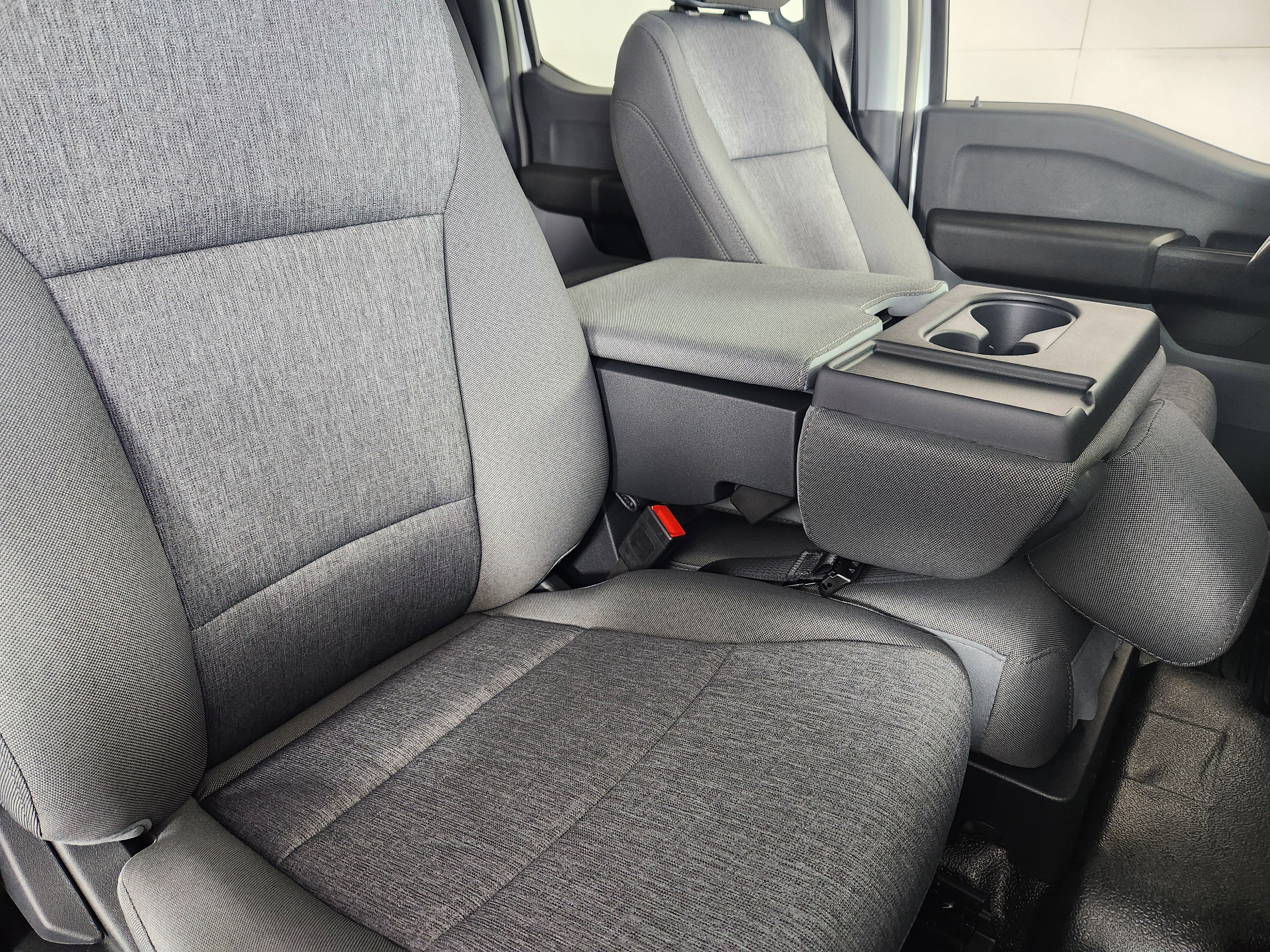 New 2026 Ford F250 XL w/ FX4 Off-Road Package image 10