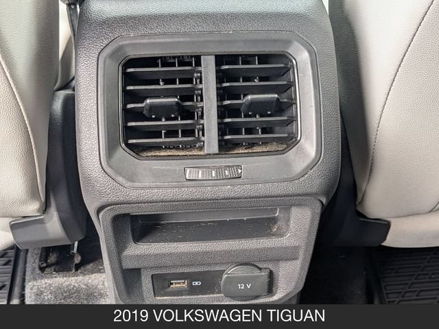 Used 2019 Volkswagen Tiguan SE AWD/4WD image 15