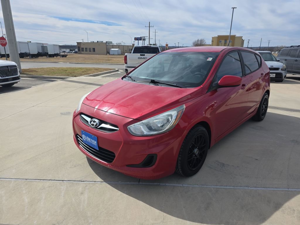 Used 2014 Hyundai Accent GS image 3