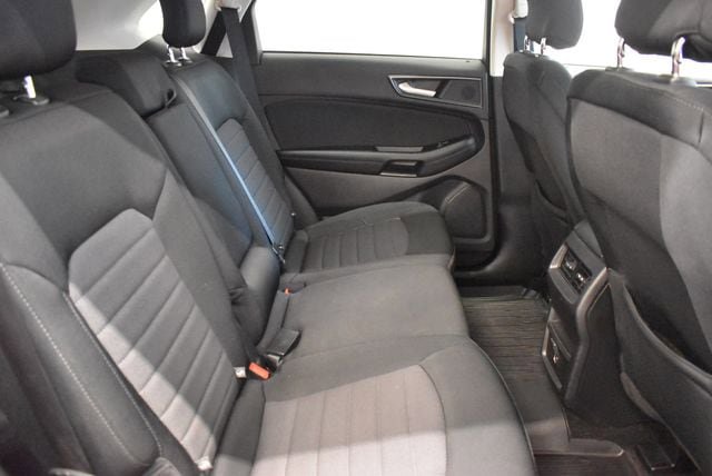 Used 2019 Ford Edge SE AWD/4WD image 17