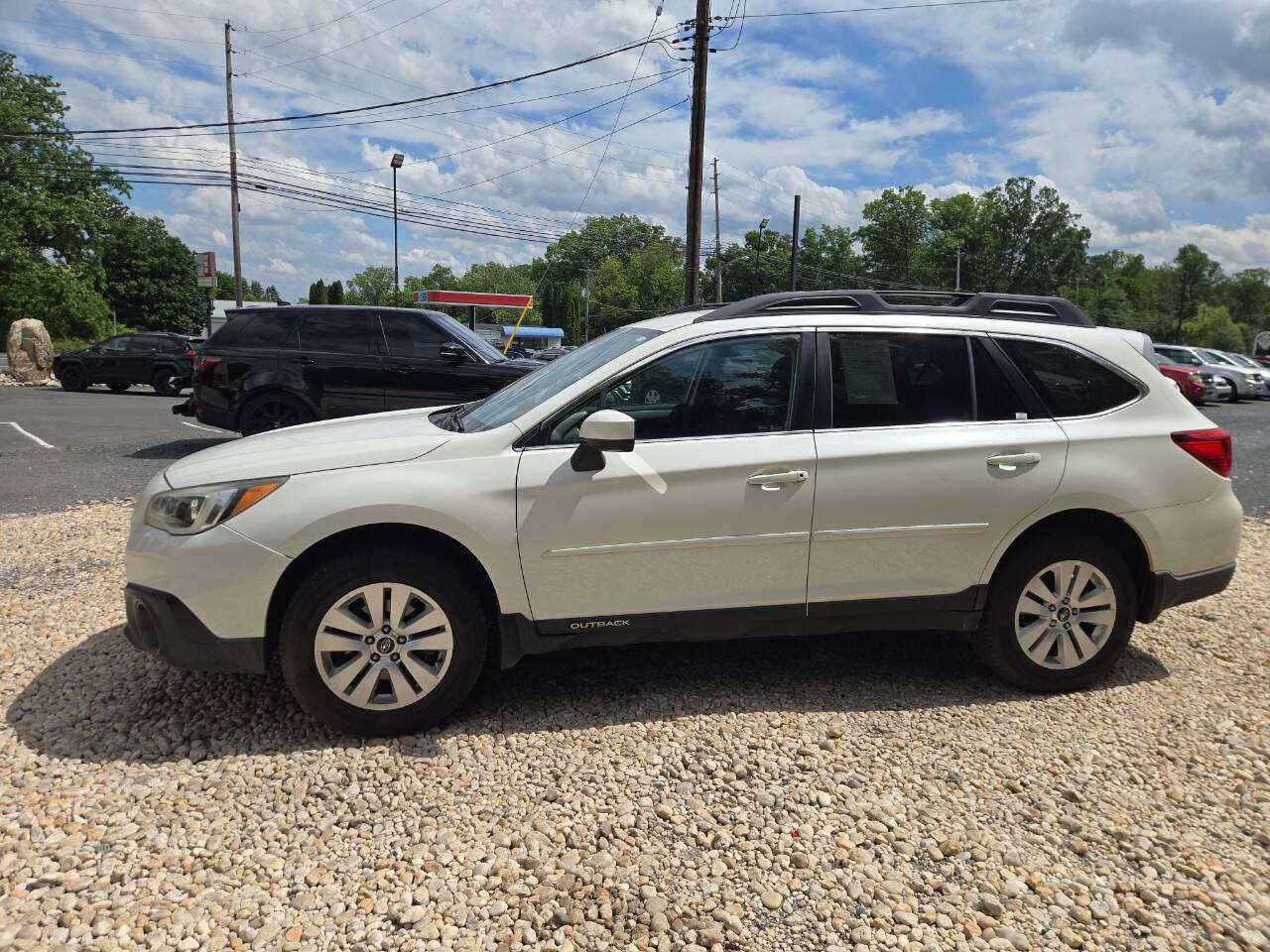 Used 2016 Subaru Outback 2.5i Premium AWD/4WD image 4