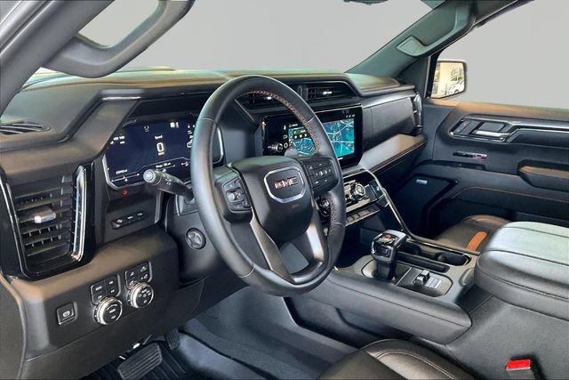 Used 2023 GMC Sierra 1500 AT4 w/ Technology Package AWD/4WD image 12