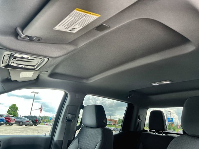 Used 2022 Chevrolet Silverado 1500 Custom AWD/4WD image 18