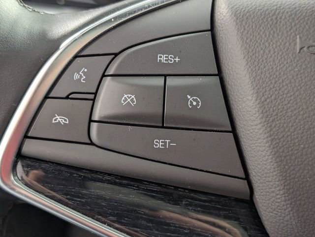 Used 2025 Cadillac XT5 Premium Luxury image 17