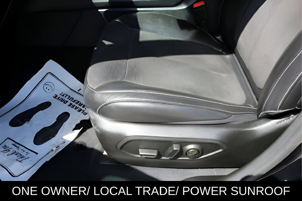 Used 2023 Jeep Grand Cherokee Altitude RWD image 13