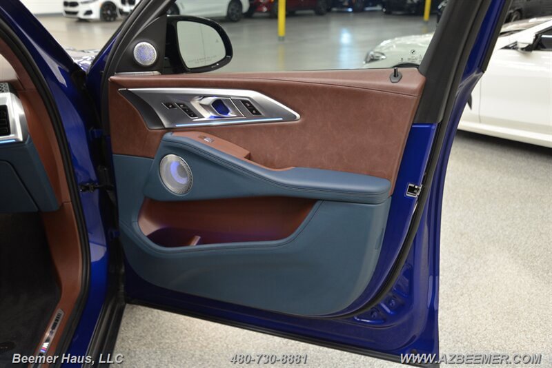 Used 2023 BMW XM AWD/4WD image 41