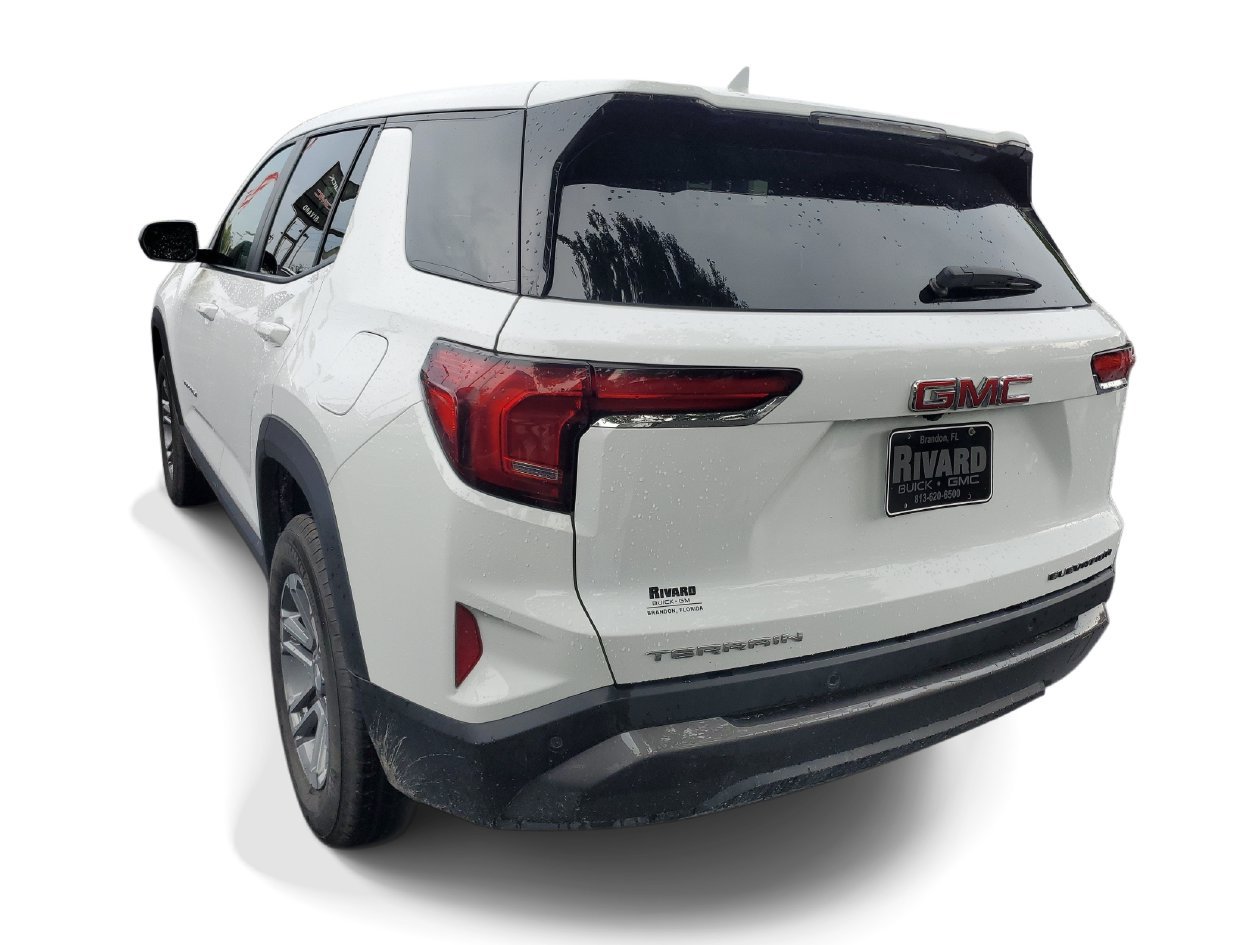 Used 2026 GMC Terrain Elevation FWD image 3