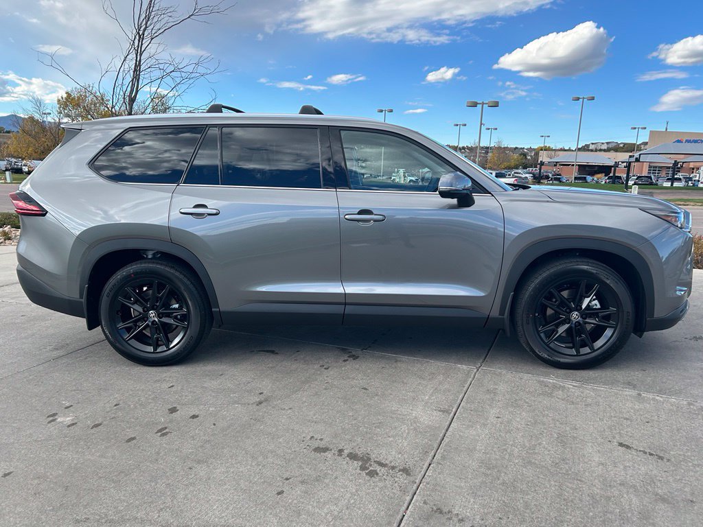 Used 2026 Toyota Grand Highlander AWD image 10