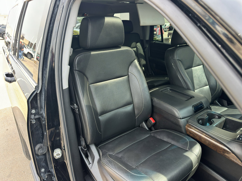 Used 2019 Chevrolet Tahoe LT AWD/4WD image 32