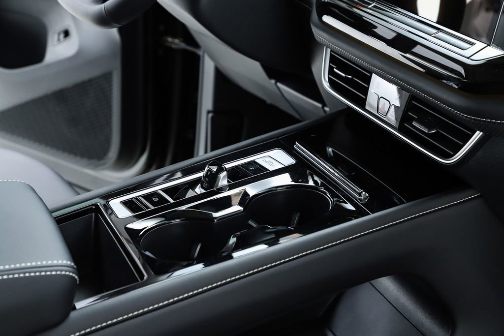 New 2026 Volkswagen Atlas SEL Premium R-Line image 73