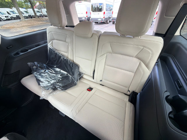 New 2027 Lincoln Navigator L Reserve AWD/4WD image 22