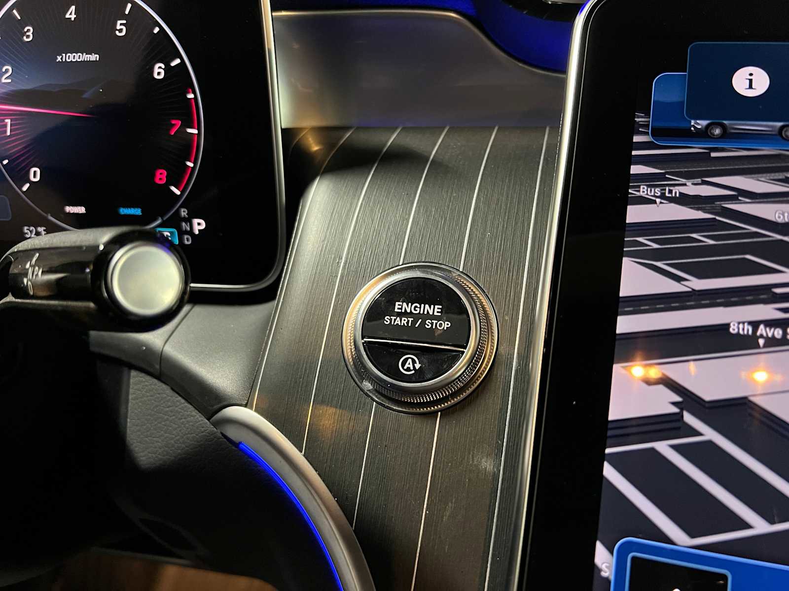 Certified 2025 Mercedes-Benz GLC 300 4MATIC image 32