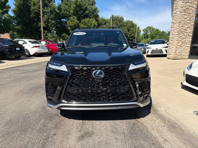 Used 2024 Lexus LX 600 F Sport AWD/4WD image 2