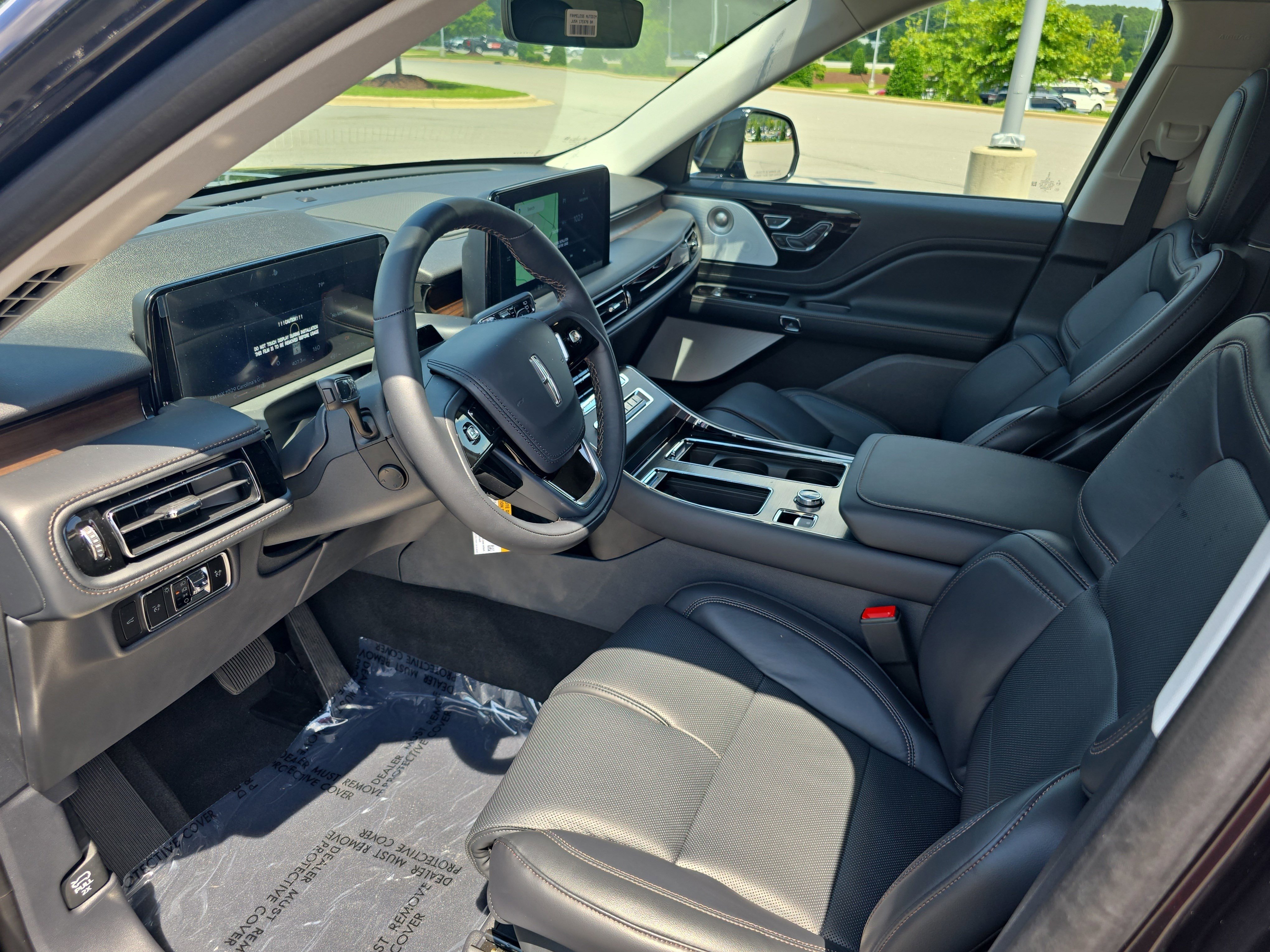 New 2025 Lincoln Aviator Reserve w/ Equipment Group 201A image 15