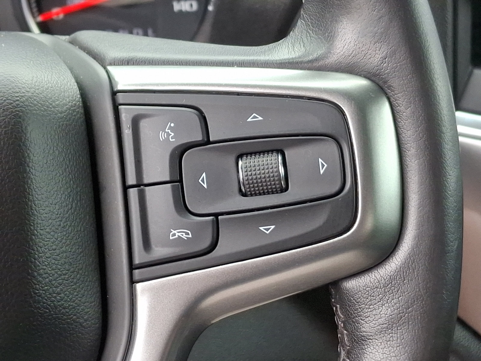 Used 2020 Chevrolet Silverado 1500 LT w/ Convenience Package image 22