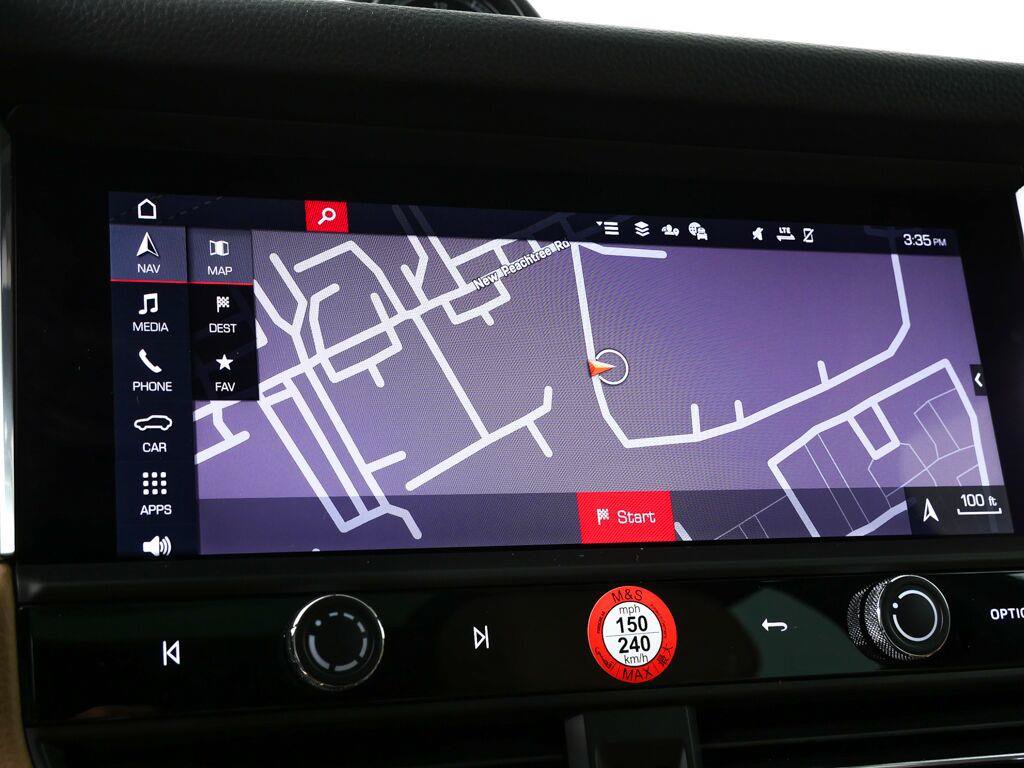 Certified 2026 Porsche Macan AWD/4WD image 14