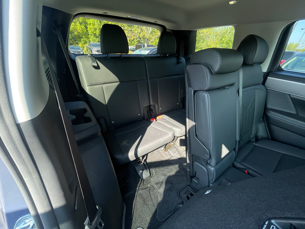 Used 2025 Hyundai Santa Fe XRT image 21