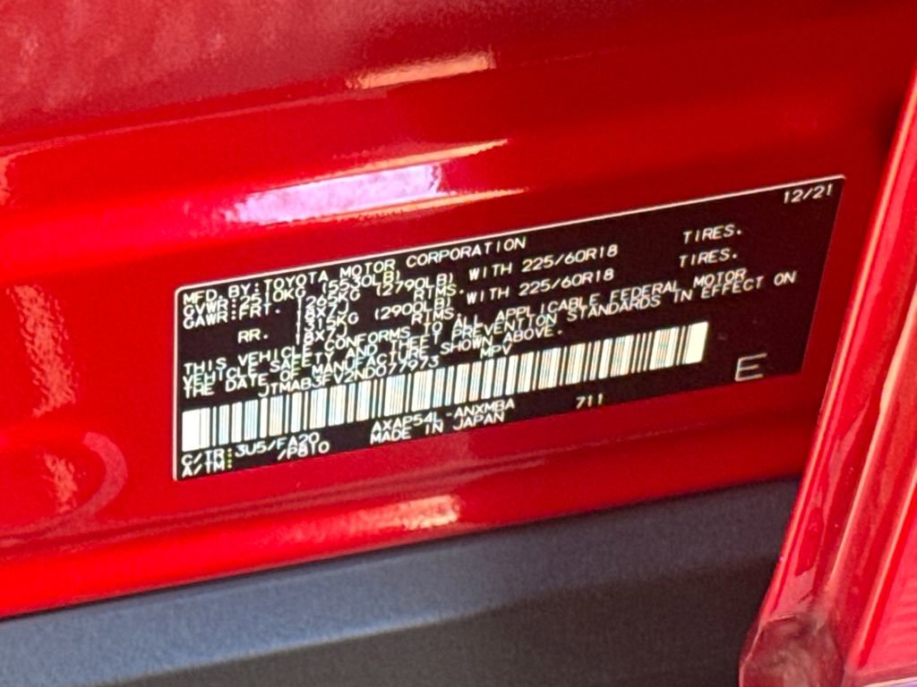 Used 2022 Toyota RAV4 SE image 43